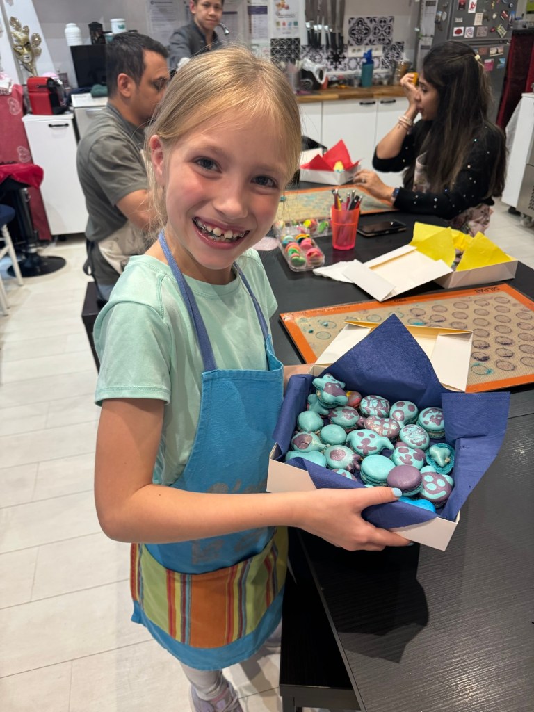 paris macaron baking class