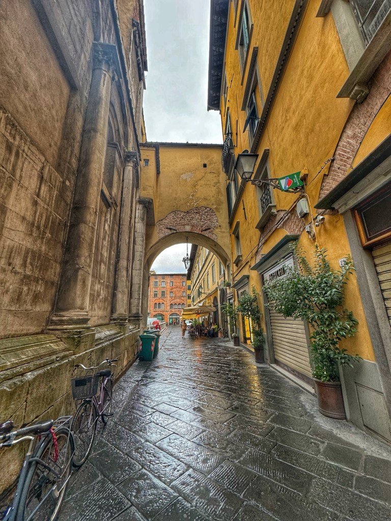 lucca